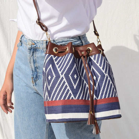 Everyday Bucket Style Shoulder Bag