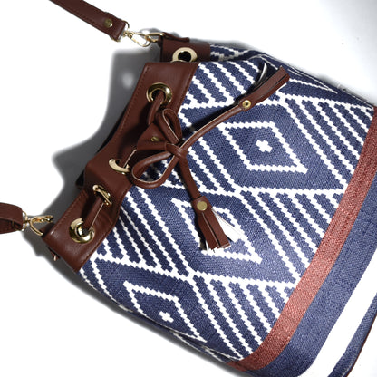 Everyday Bucket Style Shoulder Bag